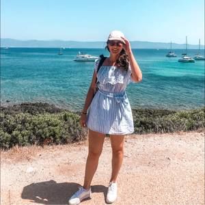 Meet your Posher, Pascale